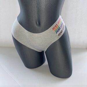 Victoria’s Secret Pink No Show Seamless Cheekster Panty Underwear. NWT